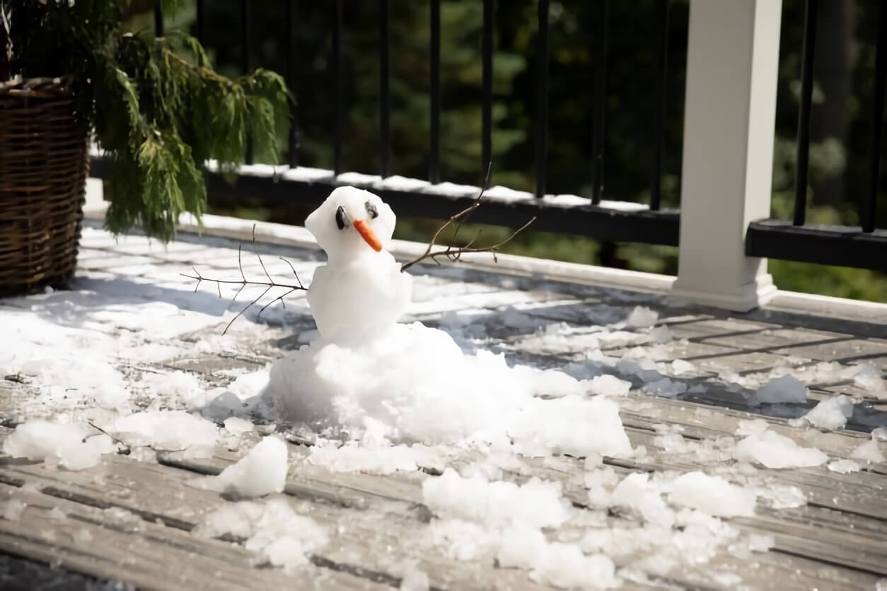 How to Remove Scratches from Composite Decking