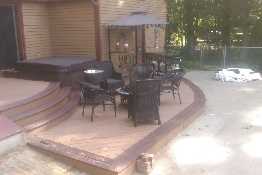 Trex Custom Curve Deck - Picture 7689 | Decks.com