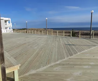 Boardwalk with Cable Rail