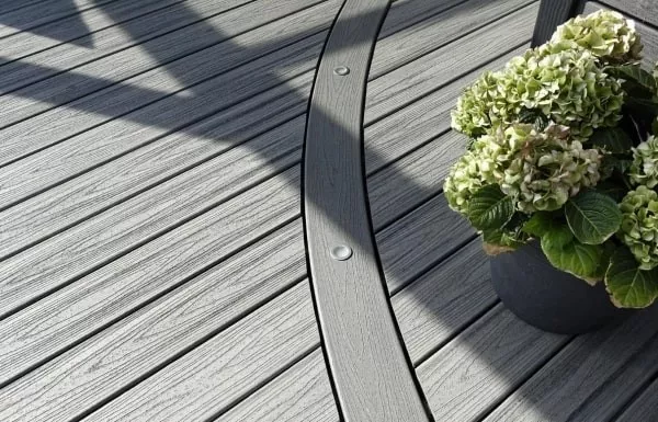 Selecting The Best Composite Decking Color