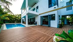 Best Pool Decking Options and Materials