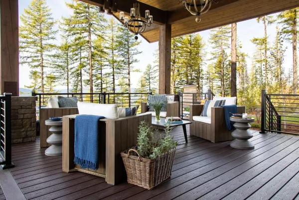 Selecting the Best Composite Decking Color 1