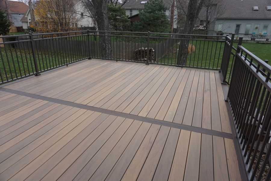 Gallery | Composite Deck - Picture 5226 | Decks.com