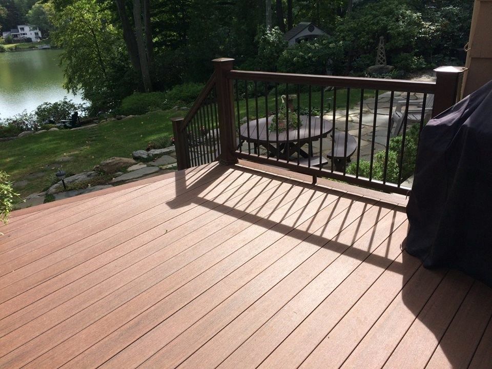 Gallery | Lakeside Deck - Picture 3864 | Decks.com