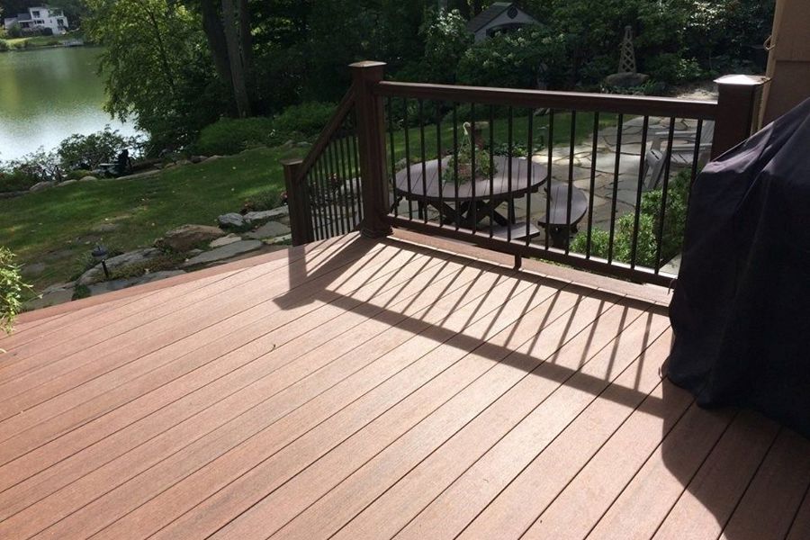 Gallery | Lakeside Deck - Picture 3864 | Decks.com