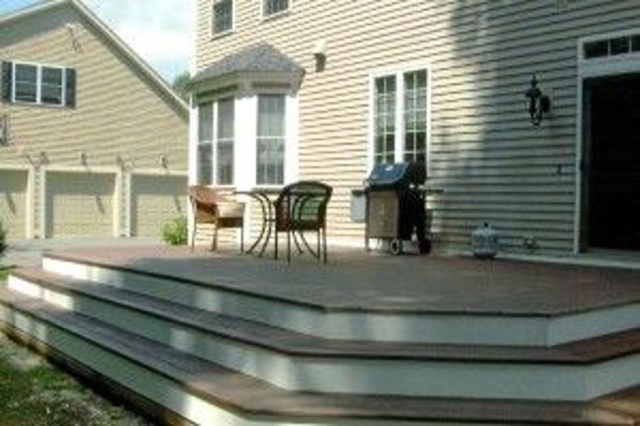 Gallery | Hidden Bulkhead Deck - Picture 7790 | Decks.com