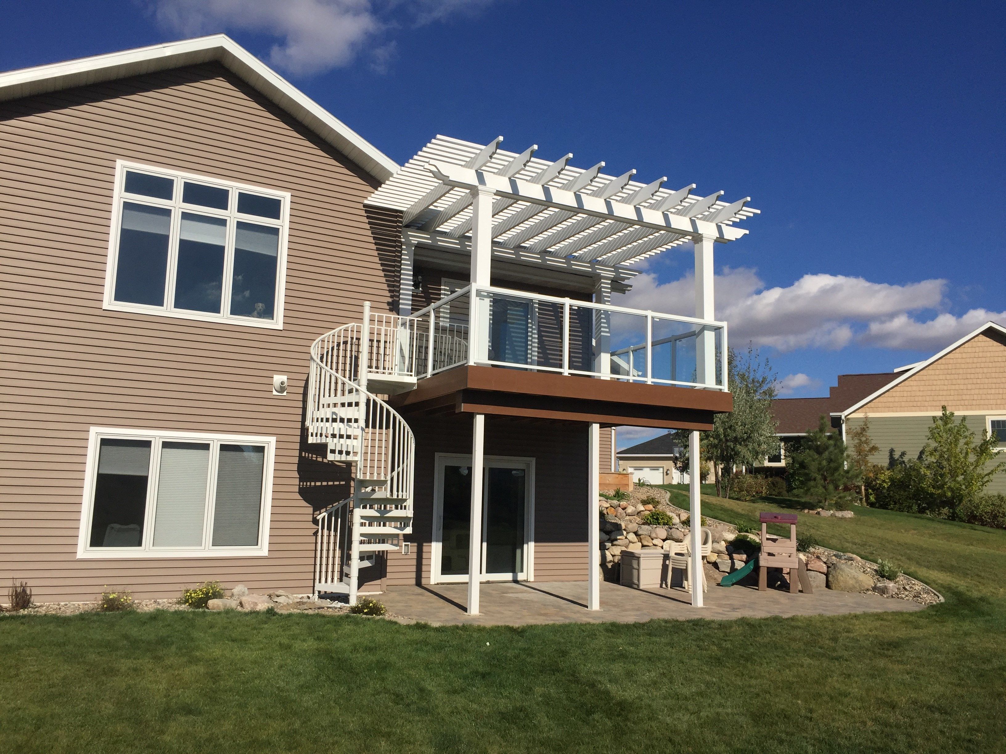 Gallery | Spiral Staircase Deck - Picture 6200 | Decks.com