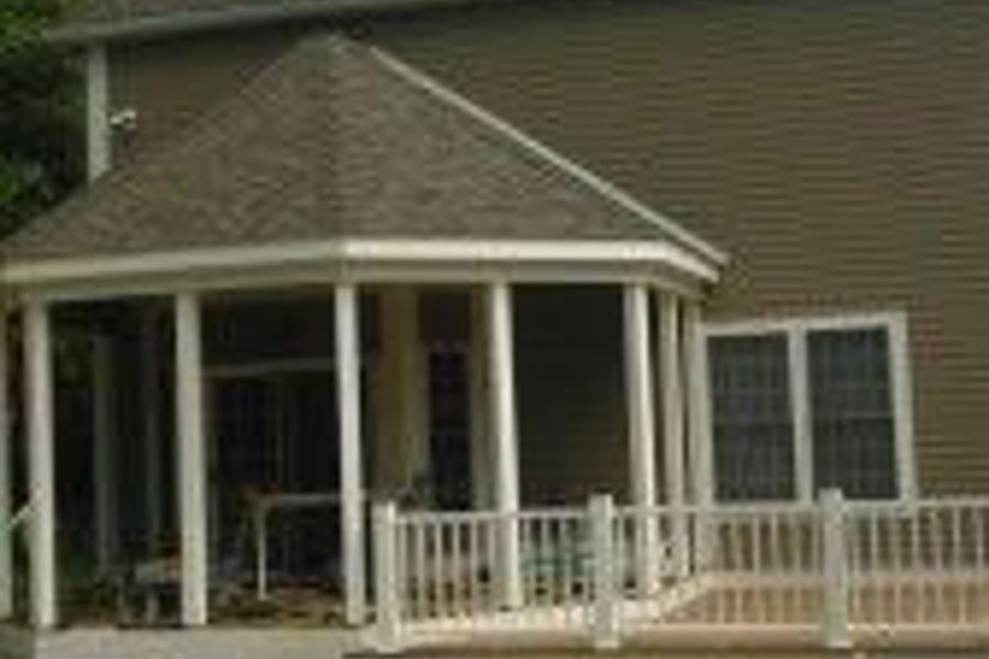Gallery | Octagon shaped screened porch - Picture 7816 | Decks.com