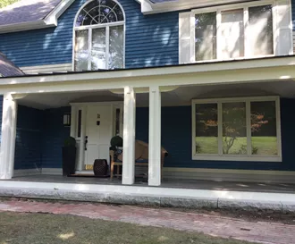 Ellipse Shaped Front Porch