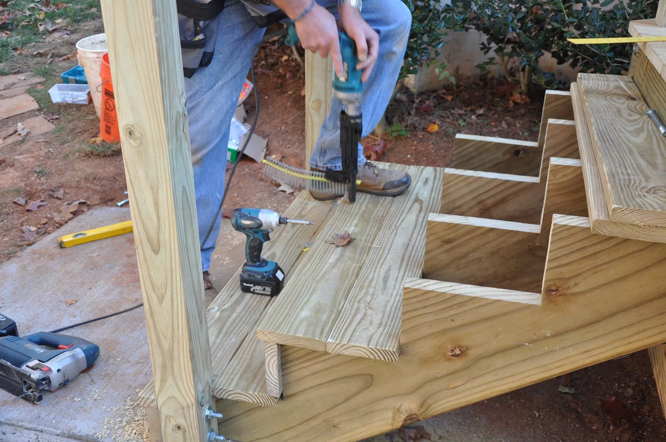 Building Deck Stairs & Steps | Decks.com