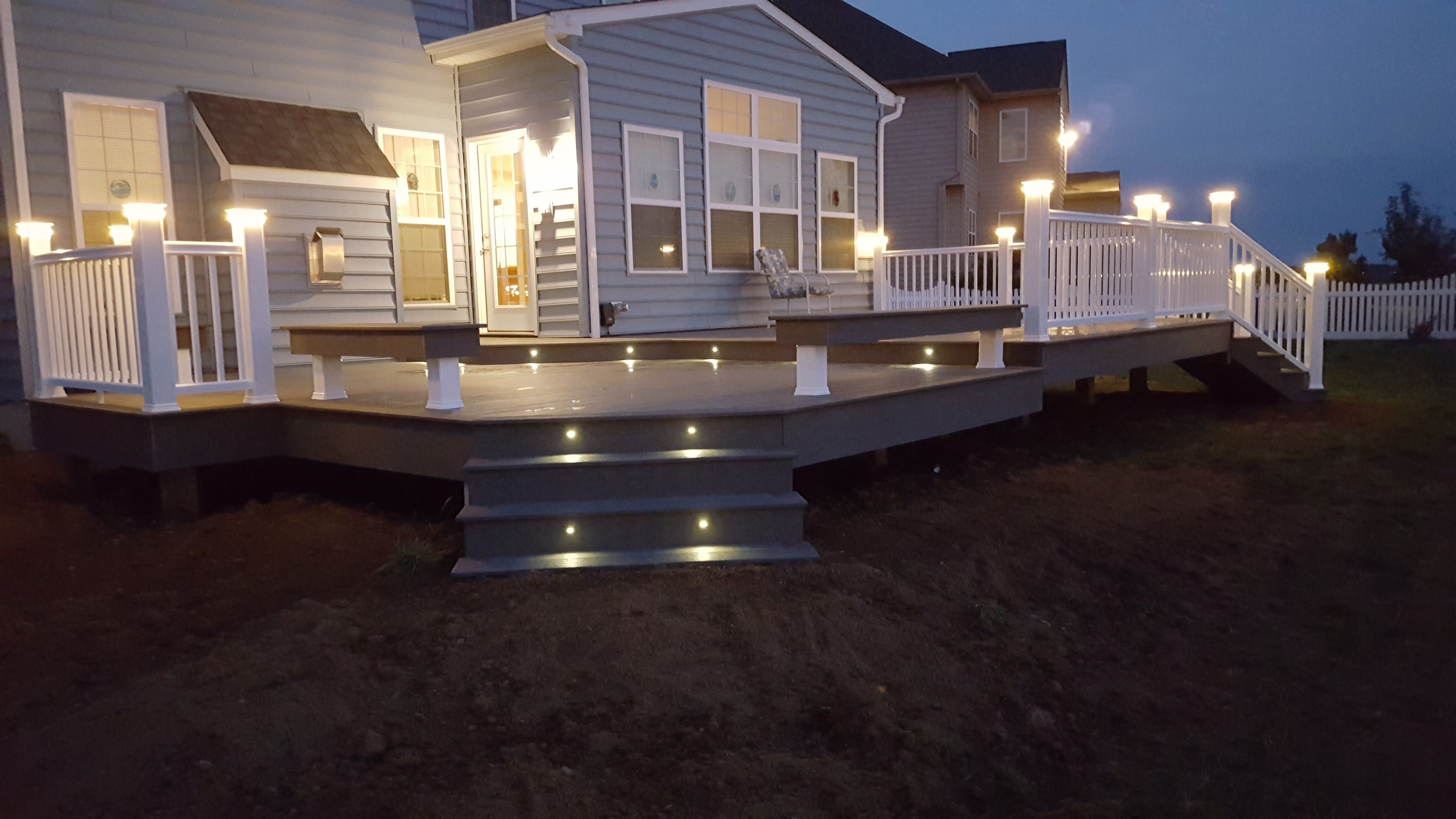 Timbertech DeckLighting & Benches Picture 6508