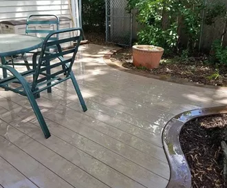 Curved Ground Level Deck