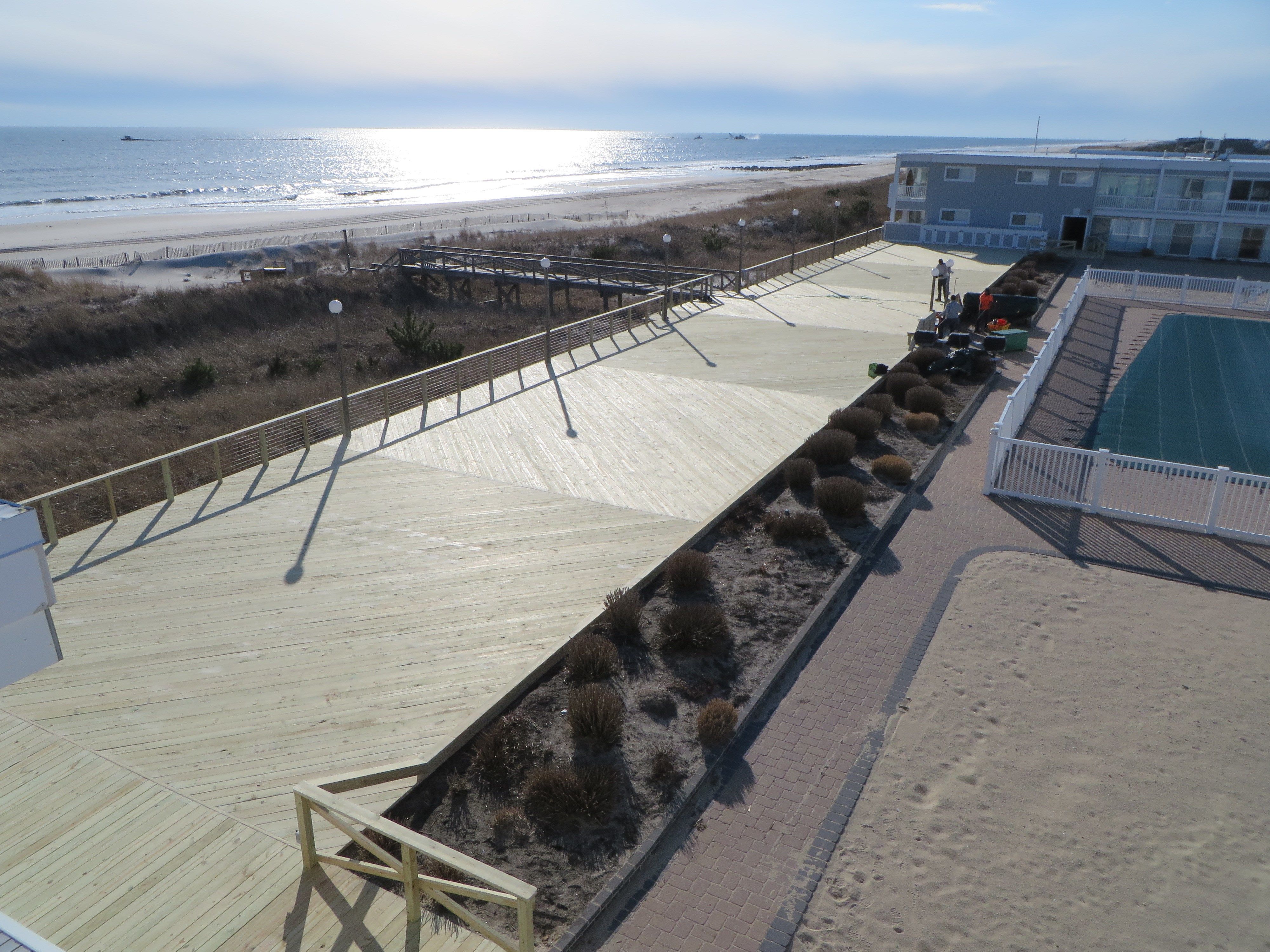 Gallery | Boardwalk with Cable Rail - Picture 1904 | Decks.com