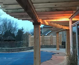 CURVED FENCE & PERGOLA PROJECT