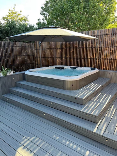 Hot Tub Deck With Privacy Screen