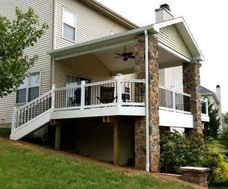 Deck with Stone columns
