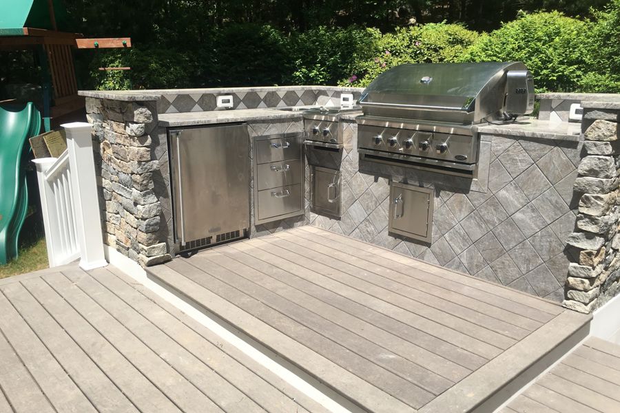 Gallery | Outdoor Kitchen and Deck - Picture 7757 | Decks.com