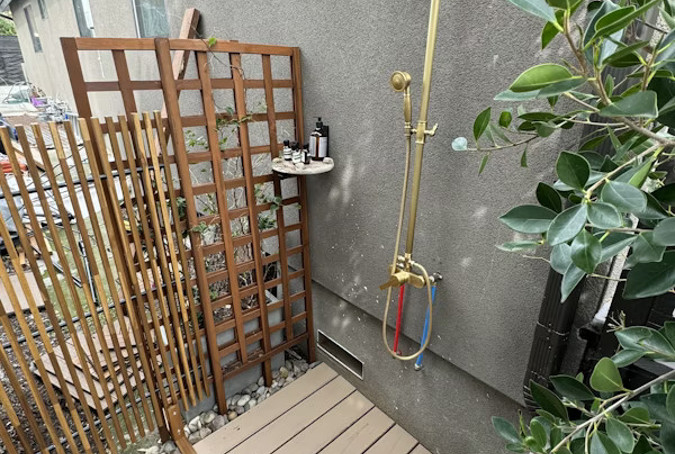 Outdoor Shower With Composite Decking