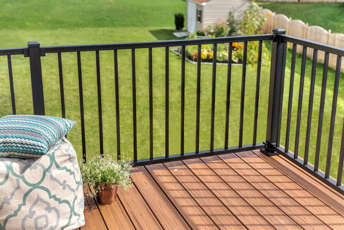 Vinyl Deck Railing